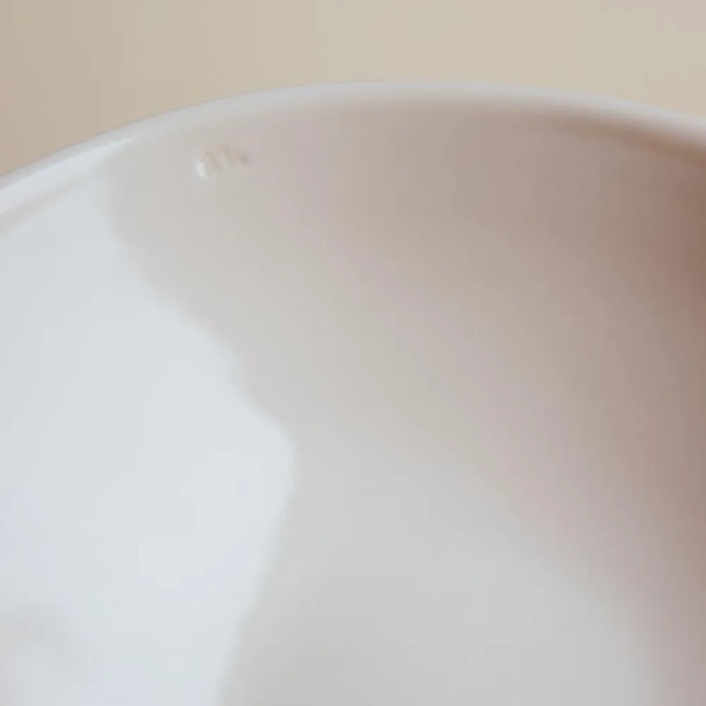 Bowl - Ceramic - Hand shaped