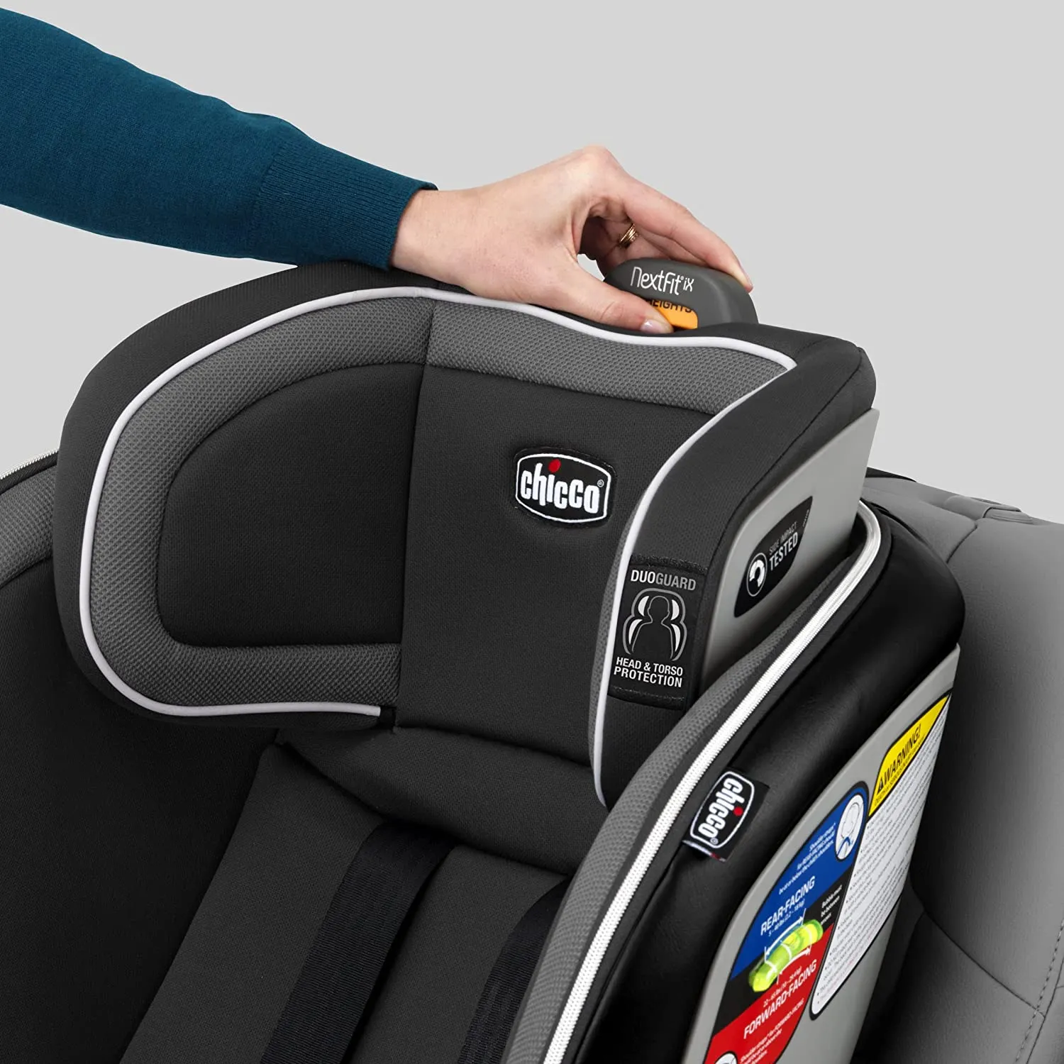 CHICCO BABY CAR SEAT